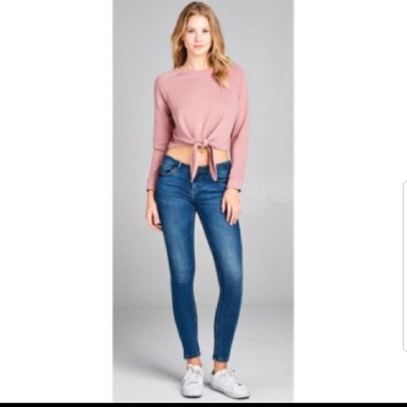 New!! Pink front tie crop top - Picture 5 of 5